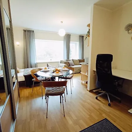 Homey Nest In Riga Midtown Center, Up To 4 Guests, Steps From The Park, Free Parking Zewnętrze zdjęcie