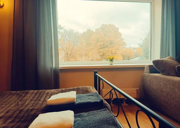Homey Nest In Riga Midtown Center, Up To 4 Guests, Steps From The Park, Free Parking