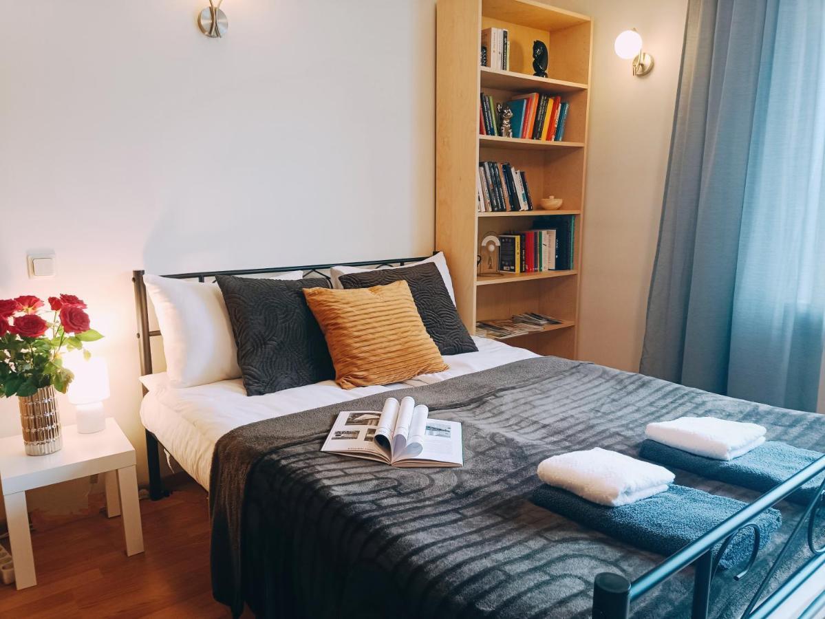 Homey Nest In Midtown Center, Up To 4 Guests, Steps From The Park, Free Parking Ryga