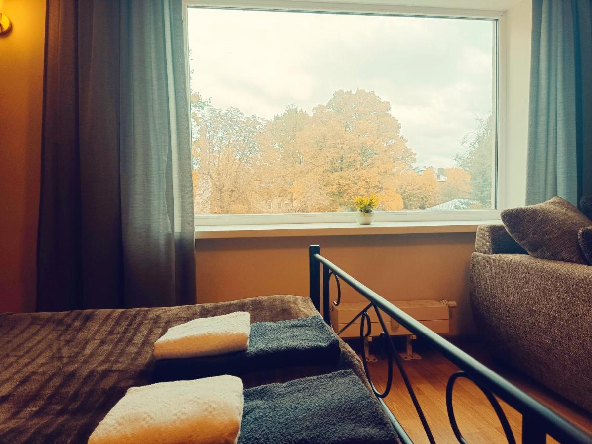 Homey Nest In Midtown Center, Up To 4 Guests, Steps From The Park, Free Parking Apartament *